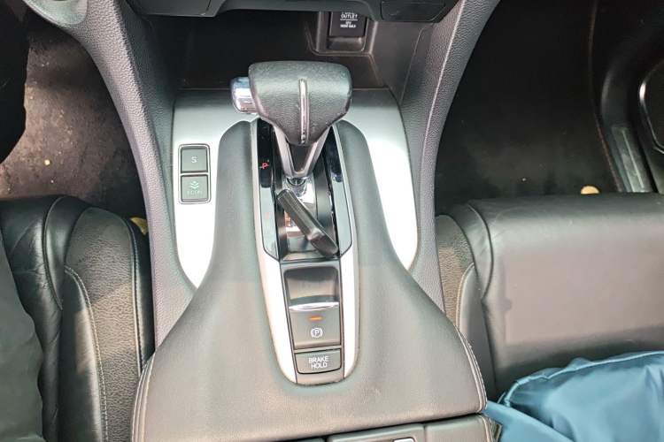 Used Honda Avancier 2019 240TURBO Two-Wheel Drive Comfort Version Gear Lever