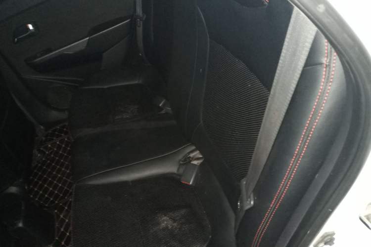 Used Kia K2 2015 Sedan 1.4L Automatic GLS
