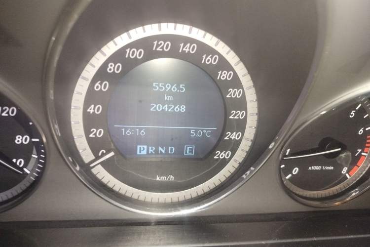 Used Mercedes-Benz GLK-Class 2012 GLK 300 4MATIC Luxury Model