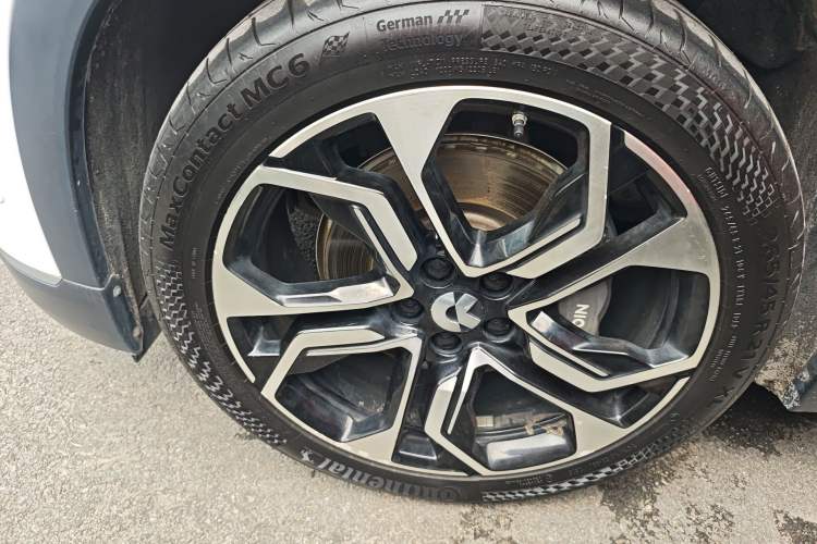 Used Nio ES8 2020 580 km Signature Edition 7-Seater Version Left Front Wheel Hub