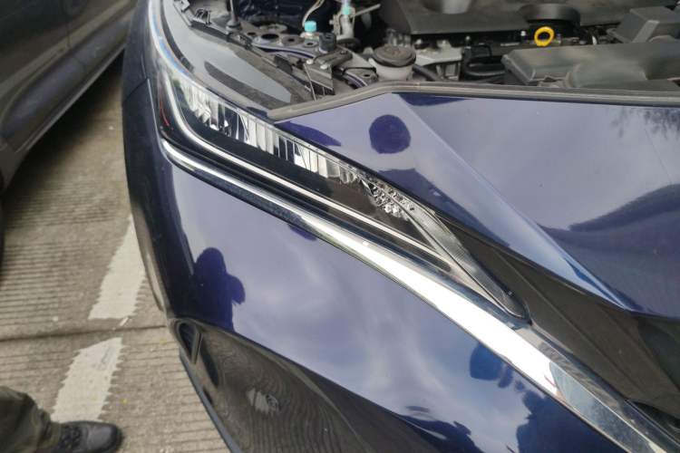 Used Toyota Harrier 2022 2.0L CVT Two-Wheel Drive Entry Version Right Front Headlight