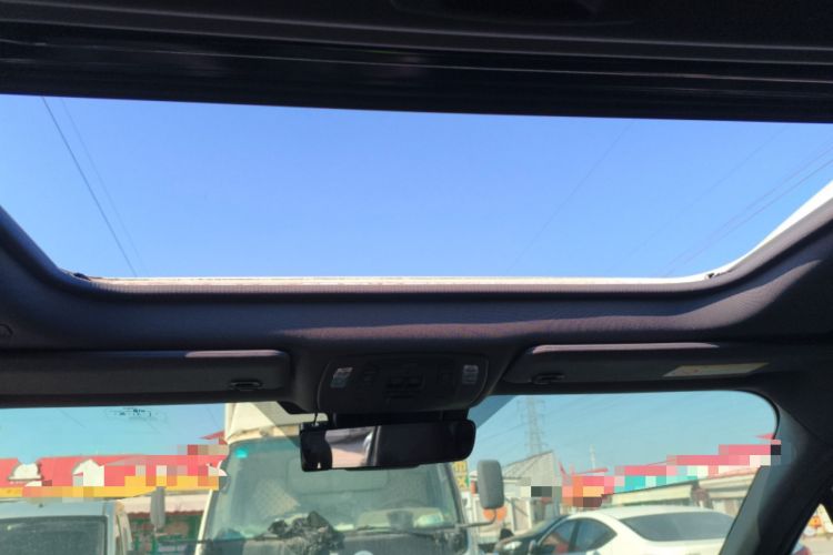 Used Toyota Granvia 2023 2.5L Hybrid Prestige VIP Edition Headliner