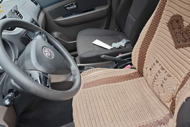 Used FAW Senya S80 2015 1.3L Manual 7-Seater Standard Edition