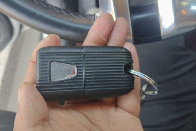 Used Roewe RX5 New Energy 2017 eRX5 50T Hybrid Connected Prestige Flagship Edition Vehicle Key