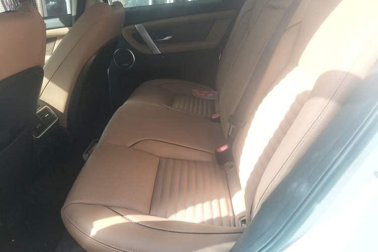 Used Land Rover Discovery Sport 2025 249 PS Performance Tech Edition Left Rear Seat