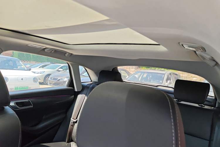 Used Zotye SR7 2017 1.5T CVT Cube Dream Edition