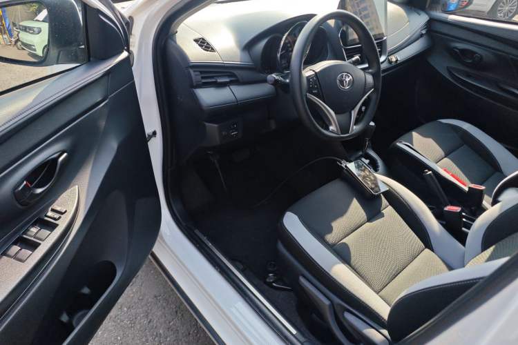 Used Toyota YARiS L Zhi Xuan 2022 X-Trail 1.5L CVT Leading PLUS Edition
