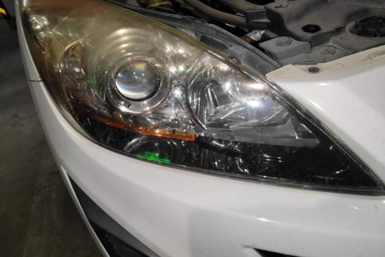 Used Mazda Mazda 3 2011 Sedan 2.0L Automatic Luxury Model
