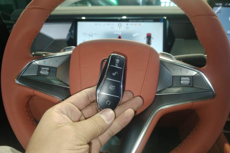 Used BYD Tang L 2025 EV with 670 km Range LiDAR and Premium Features Interior 1