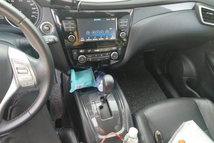 Used Nissan X-Trail 2014 2.5L CVT Luxury Edition 4WD