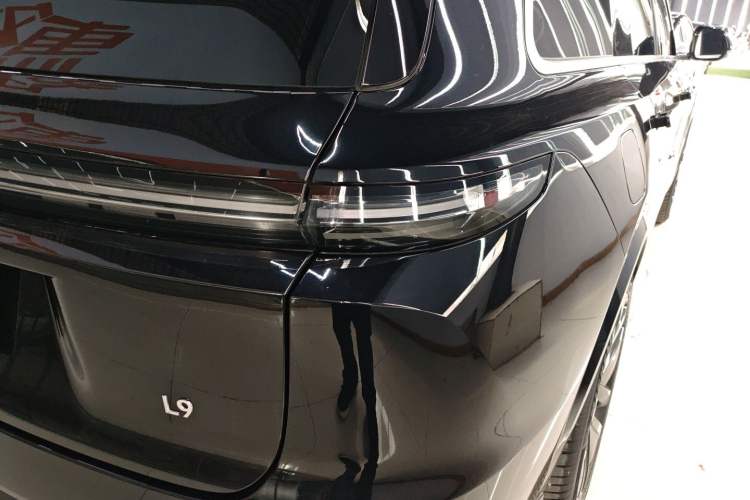 Used Li Auto L9 2024 Pro Model Exterior 3
