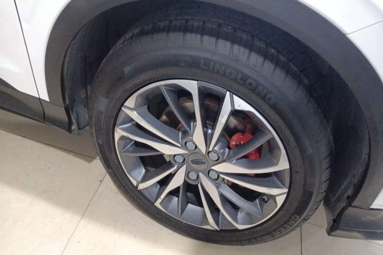 Used Geely Auto Coolray 2019 Sport Model 260T DCT Patrol China V Standard Right Front Wheel Hub