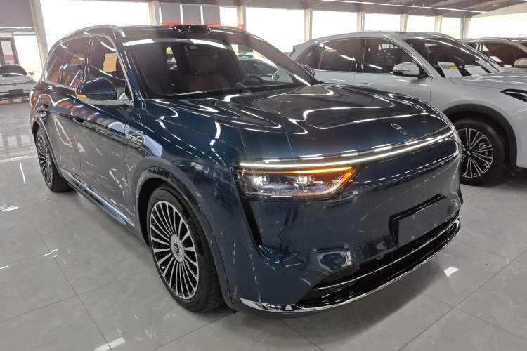 Used Hima AITO M8 2025 Extended-Range Ultra Version 53.4 kWh 5-Seater Edition Exterior 1