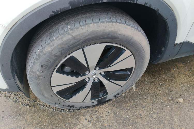 Used Volvo XC40 2024 B3 Zhiyuan Luxury Edition Left Front Wheel Hub