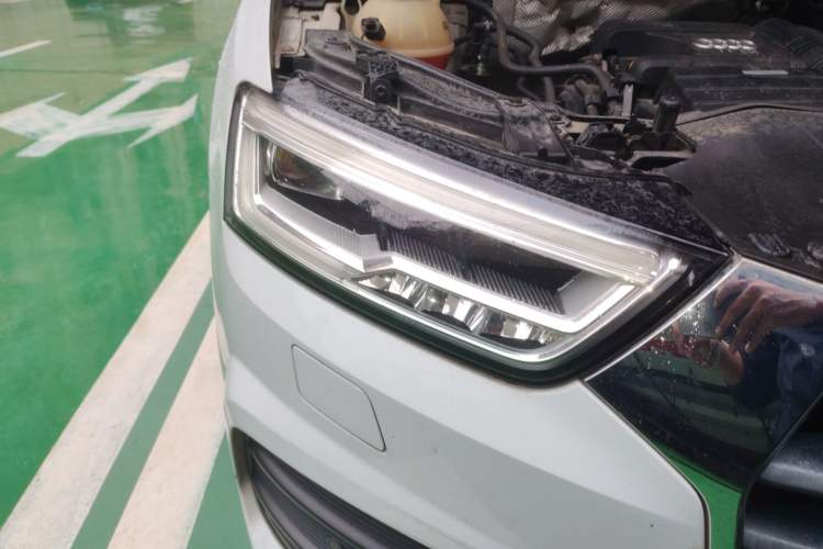 Used Audi Q3 2017 30 TFSI Fashion Model
