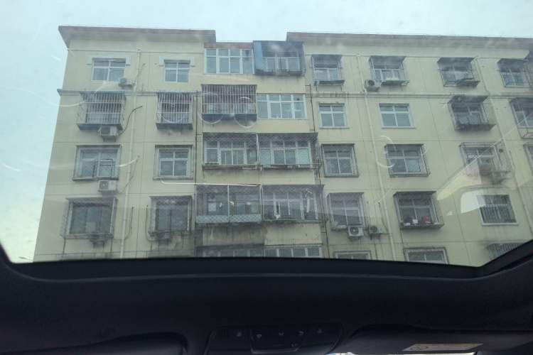 Used Mercedes-Benz GLC 2020 Facelift GLC 300 L 4MATIC Dynamic Edition
