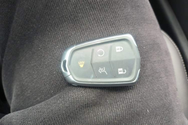 Used Cadillac XT6 2022 2.0T Six-Seater Four-Wheel-Drive Luxury Version