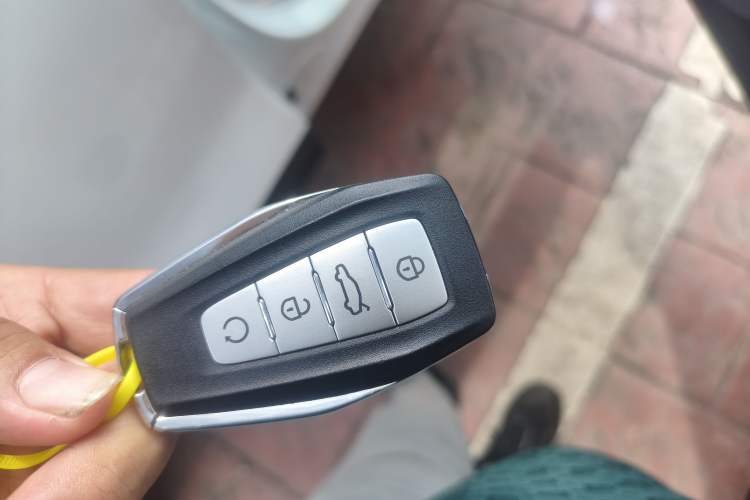 Used Geely Auto Emgrand X7 Sport 2026 Model 1.5TD Aspirational Vehicle Key