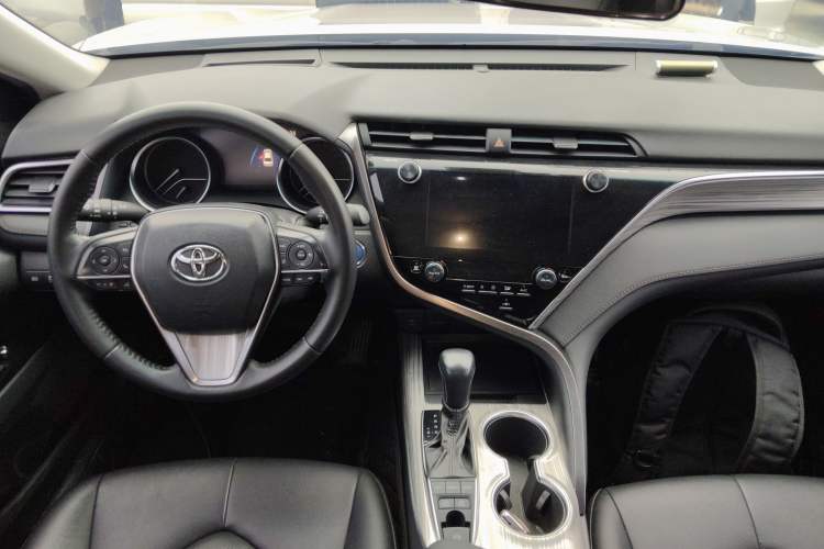 Used Toyota Camry 2019 Revised Version Dual-Engine 2.5 HG Luxury Edition
