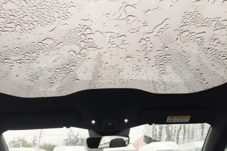 Used Nio ET5T 2024 75kWh Touring Headliner