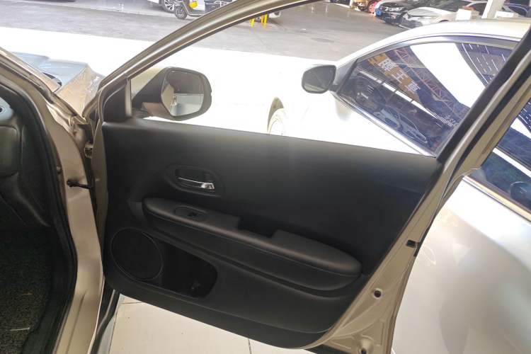 Used Honda XR-V 2017 1.8L EXi CVT Comfort Version
