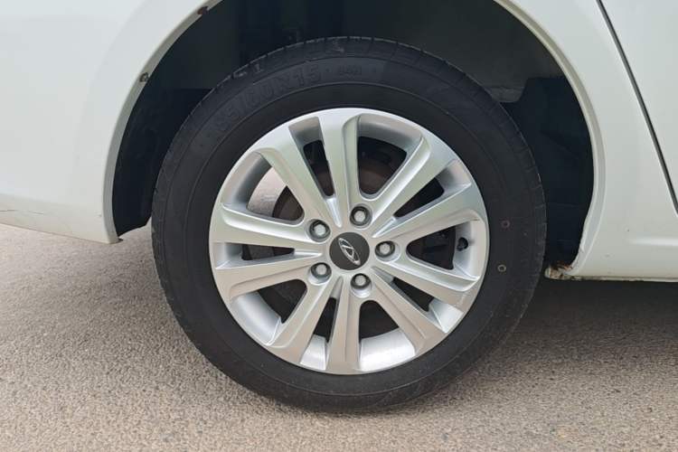 Used Chery E3 2015 1.5L Manual Fashion Model
