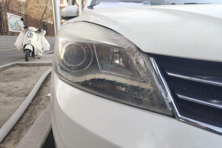 Used Dongfeng Aeolus L60 2015 1.8L Manual New Enjoyment Version