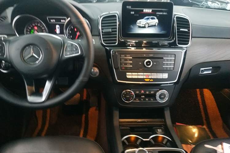 Used Mercedes-Benz GLE 2017 GLE 320 4MATIC Dynamic Model