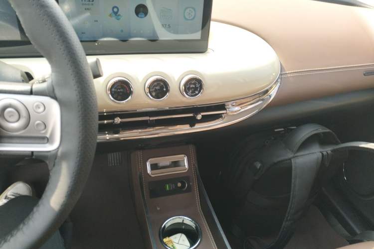 Used Wuling Bingo 2024 333 km Enjoyment Version
