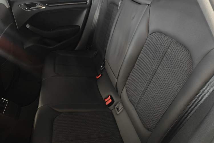 Used Audi A3 2020 Limousine 35 TFSI Fashion Edition China VI Emission Standard
