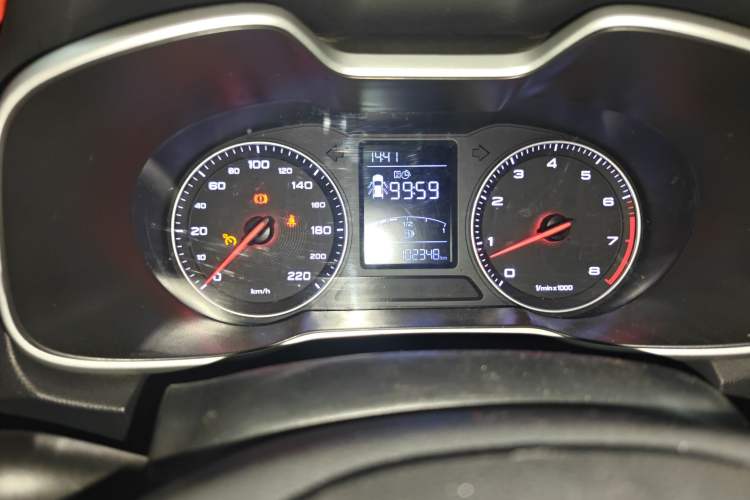 Used MG ZS 2018 1.5L Automatic Luxury Edition China V Standard
