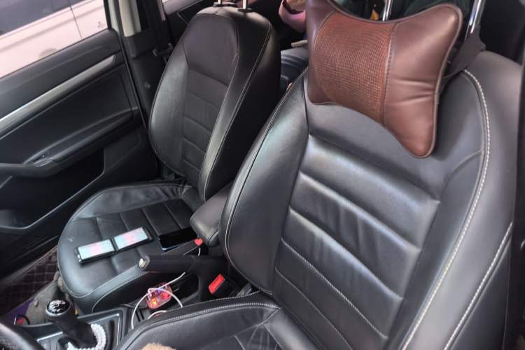 Used Volkswagen Lavida 2017 1.6L Manual Comfort Edition Left Front Seat