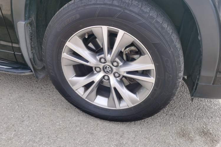 Used Toyota Highlander 2017 2.0T Four-Wheel Drive Elite Edition 7-Seater