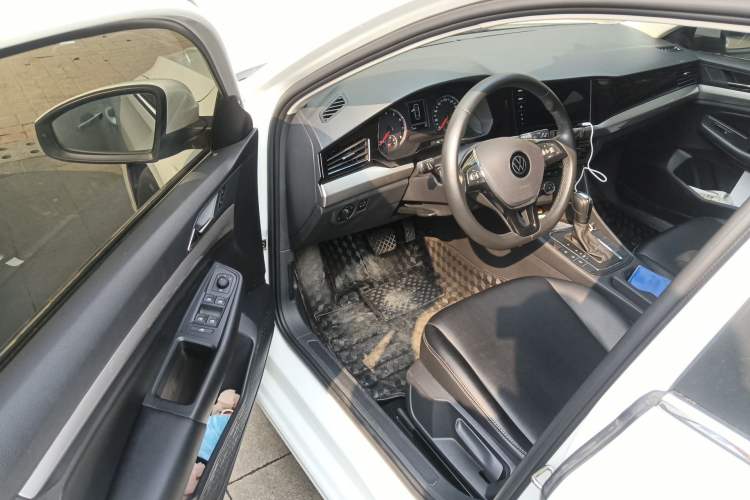 Used Volkswagen Bora 2021 1.5L Automatic Fashionable Smart Connectivity Version Driver Seat