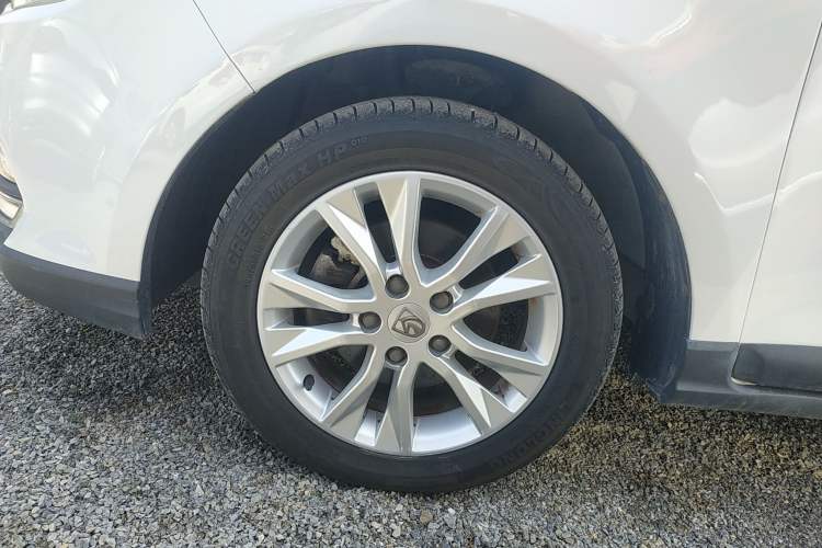 Used Baojun 730 2016 1.5L Manual Comfort Version 7 Seats China V Emission Standard