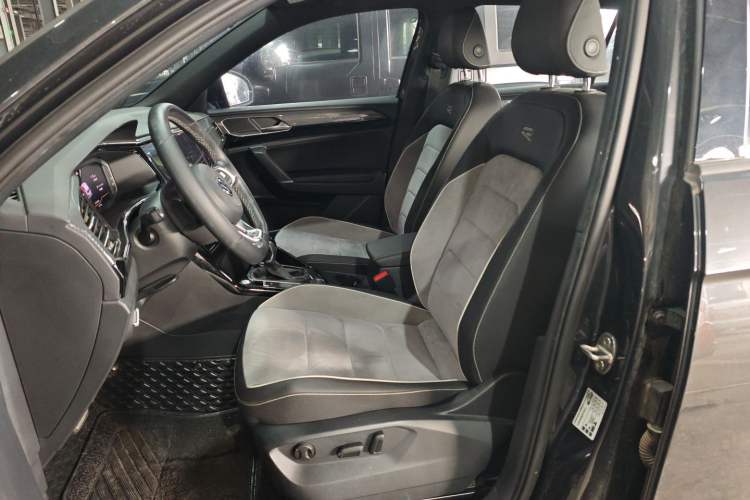 Used Volkswagen Tayron 2021 380TSI All-Wheel Drive R-Line Connected Version Left Front Seat