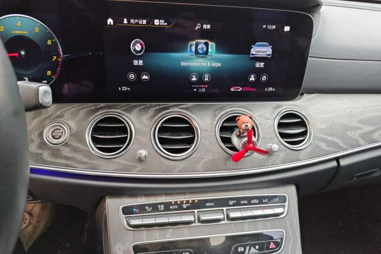 Used Mercedes-Benz E-Class 2021 Facelift E 260 L
