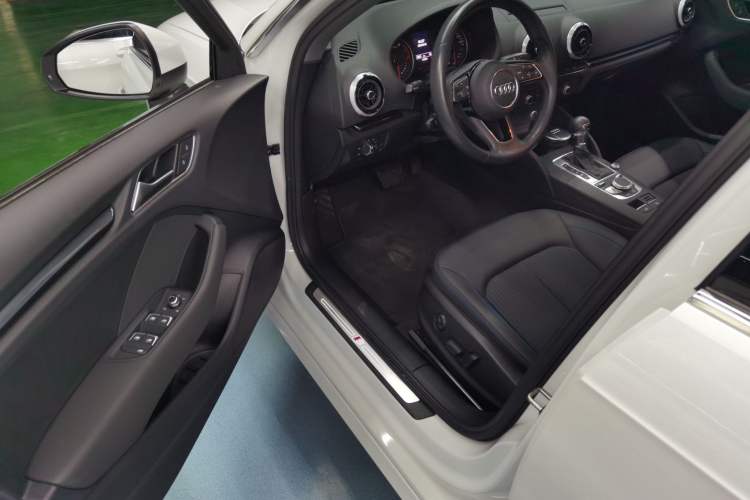 Used Audi A3 2020 Sportback 35 TFSI Fashion Edition China VI Emission Standard