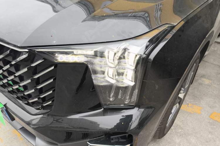 Used GAC Trumpchi GS8 2025 Linghang Series 2.0 TGDI Two-Wheel-Drive Luxury Edition 5 Seats