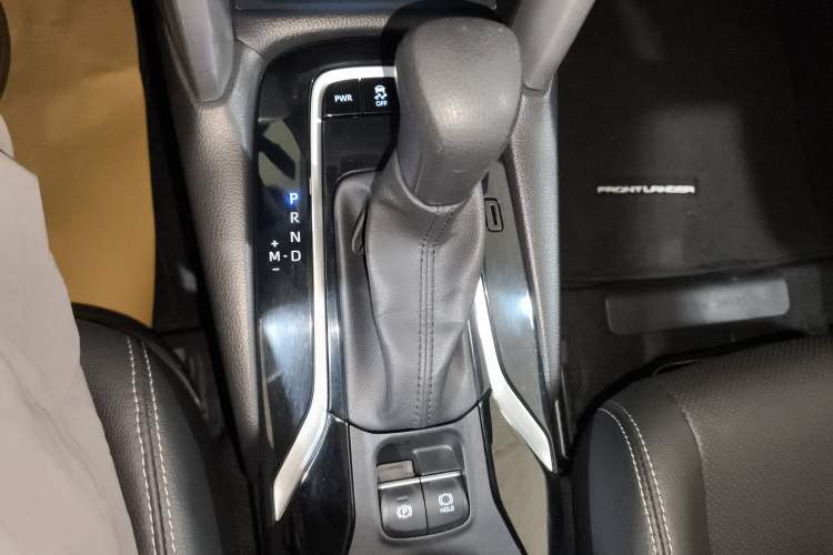 Used Toyota FRONTLANDER 2022 2.0L CVT Luxury PLUS Edition