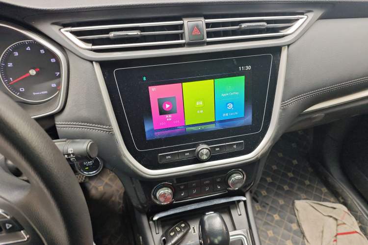 Used Roewe RX3 2020 1.6L CVT 4G Connected Ultra-Cool Flagship Edition
