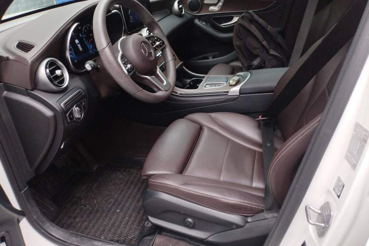 Used Mercedes-Benz GLC 2020 Facelift GLC 260 L 4MATIC Luxury Edition