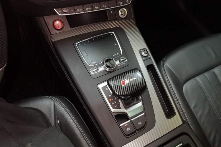 Used Audi Q5L 2020 45 TFSI Prestige Fashion Model
