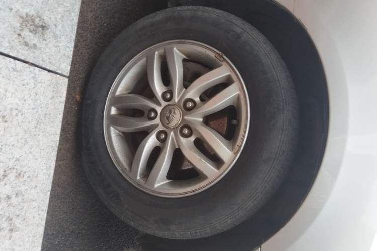 Used Hyundai Celesta 2011 1.6L Manual Luxury Model
