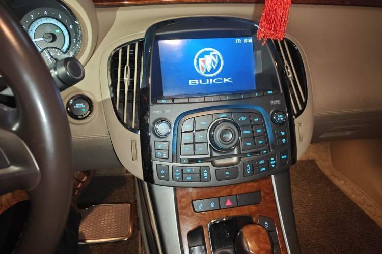 Used Buick LaCrosse 2012 2.4L SIDI Luxury Edition