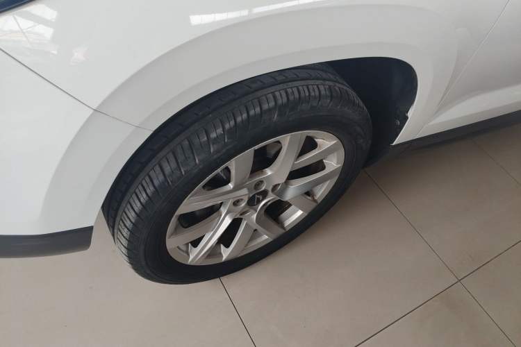 Used Jetta VS7 2020 1.4T Automatic Enjoyment Model Left Front Wheel Hub