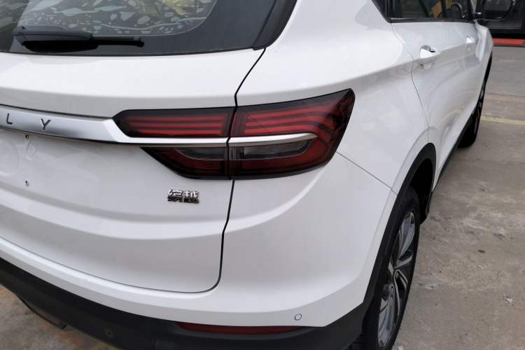 Used Geely Auto Coolray 2019 260T DCT Knight China VI Standard Exterior 3