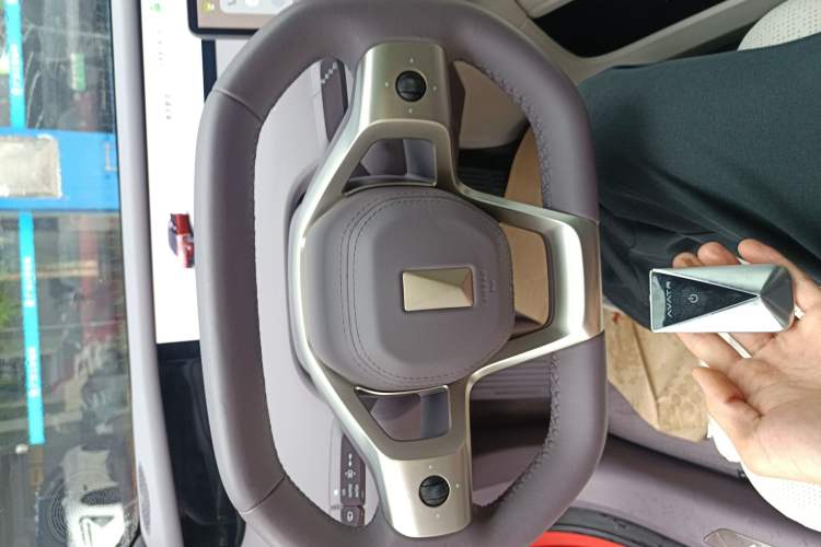 Used Avatr 06 2025 Pro Range-Extended Edition