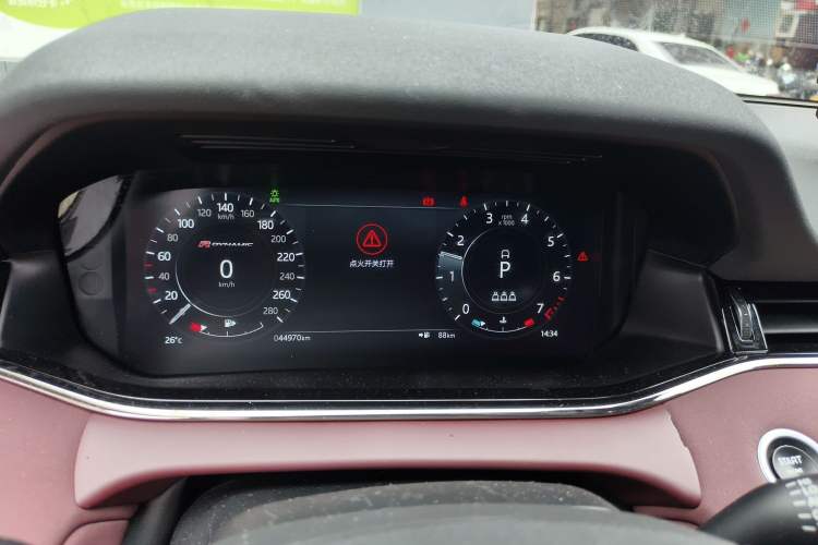 Used Land Rover Range Evoque 2022 Aurora L 249 PS R-Dynamic Luxury Edition Instrument Cluster