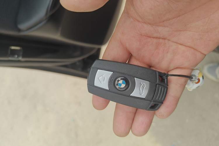 Used BMW X6 2011 xDrive35i Vehicle Key